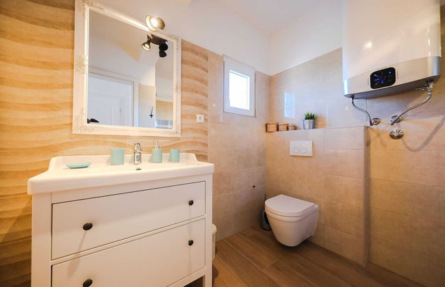 Villa in Pridraga With Pool and Five Person - Foto 28