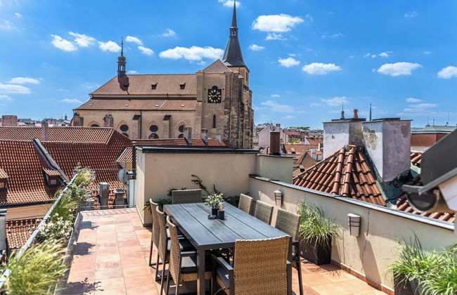 Charles Apartments in Old Town Prague - Photo 75