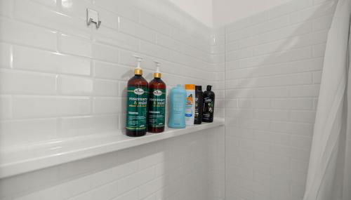 Cozy 2BR in The Villages With BBQ and 4 Seaters Golfcart King Bed - Foto 3