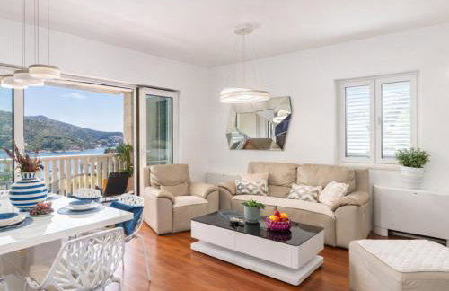 Seaview Apartment with Free Garage Parking 2 min to Beach Zaton near Dubrovnik - Photo 2