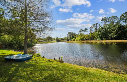Pondside Perch - Your Waterfront Retreat home - Foto 7