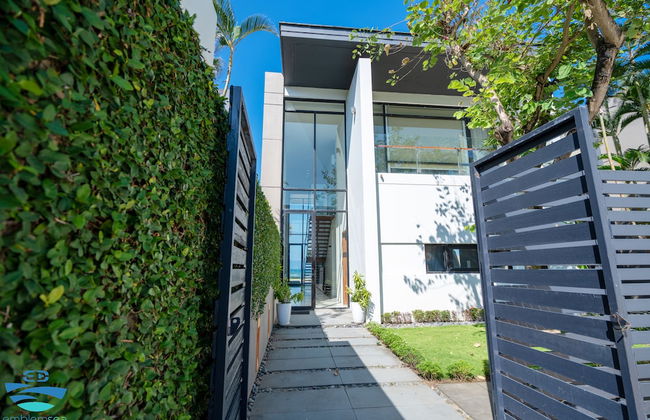 Beach front villa by Emblemsea in hyatt - Foto 72