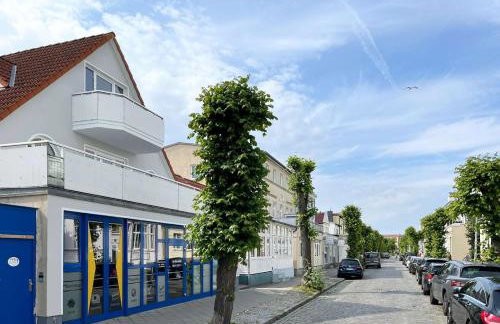 2 Schlafzimmer, Offene Küche, Balkon und Terrasse - moderne 90qm in ruhiger, zentraler Lage - nur 500m bis zum Strand - Foto 11