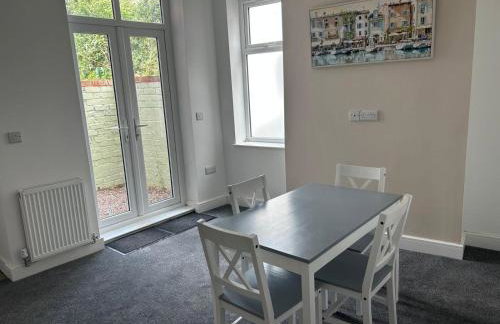 3 Double Bedroom Home-Sleeps 8 - Castle Donnington - Foto 32