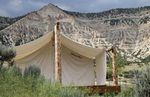 Luxury Safari Tents for Groups Only on Ranch near DeBeque, Colorado - Foto 1