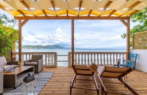 Nikos Seaside Apartment - Foto 1