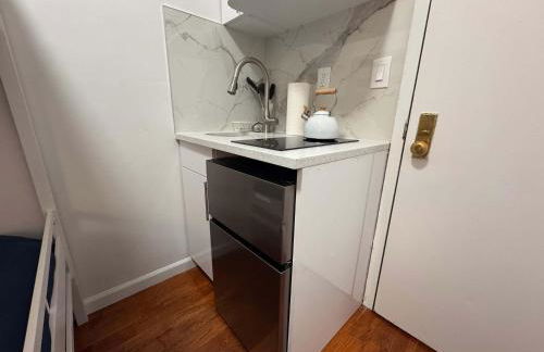 Room in Chelsea 2 with Kitchen - Shared Bathroom -5th Floor Walk-UP - Foto 19