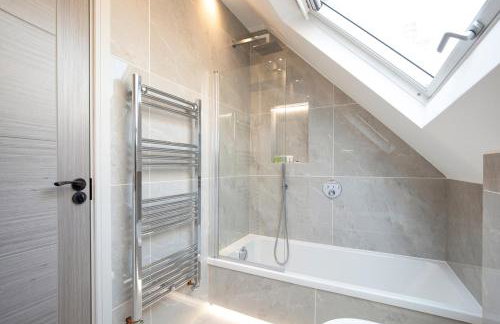 Luxury 3 Bedroom Flat 5 min to tube station - Foto 25