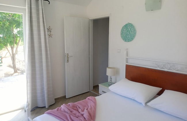 Mary: Relaxing With Pool - H - Foto 4