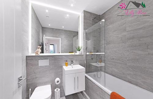 LillyRose Serviced Apartments - St Albans City Centre, Parking - Photo 7