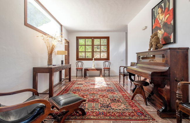 San Josep 6-bed Villa, Sleeps 14, Pool & Sea View - Photo 37