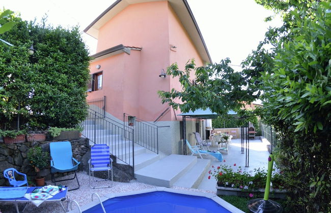 Casale on the Hills Between Lucca and the Sea, With Garden and Swimming Pool - Photo 15