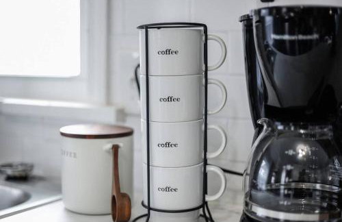 Touchdown Bungalow-Charming HOF Village Home - Foto 3