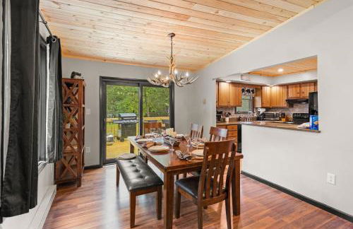 Lazy Bear Retreat Outdoor Oasis Hot Tub etc - Foto 24