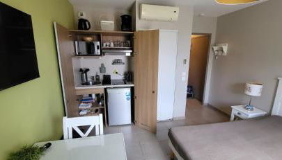 Studio Résidence 3 étoiles Odalys Les Océanides Piscine Plage Argentière parking boite à clé - Foto 5