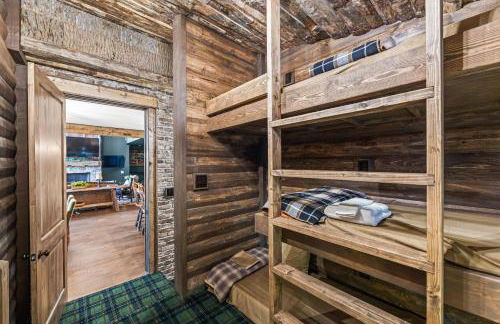 Sip on Deck and Enjoy Views! Mtn Lodge in Glenville - Foto 24