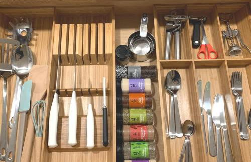 New cozy studio 2 queen beds kitchen walk to water! - Foto 39