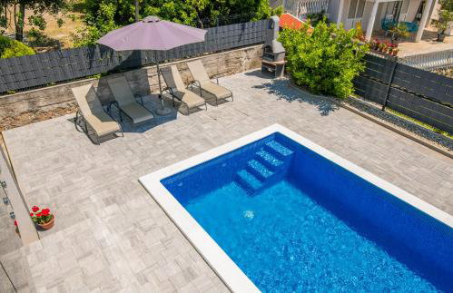 Apartments Villa "Aurea" with pool - Photo 47