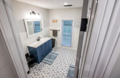 Lakeside Vineyard Farmhouse - Foto 30