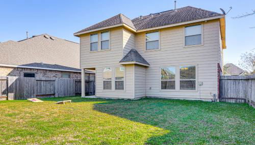Covered Patio and Spacious Yard Houston Area Home! - Foto 2