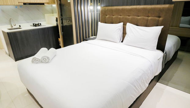 Warm Studio With Access To Mall At Supermall Mansion Apartment - Foto 4, Habitación