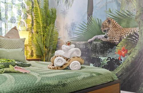 Immersive Getaway - Space, Jungle & More - Foto 38