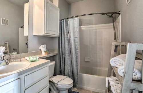 Lake-View Condo with Pool Access 6 Mi to Disney! - Foto 18