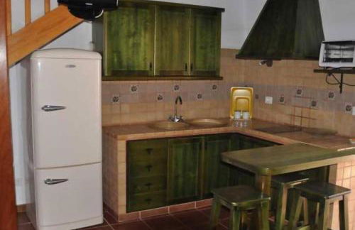 Casa Rural de 1945 Dos Plantas Patio Y Barbacoa - Foto 6