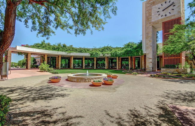 Spacious Oasis Spring Training Pool Tennis - Photo 49