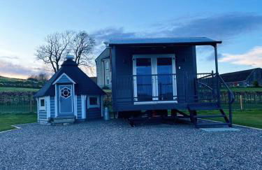 Capledrae Farmstay Shepherds Huts - Foto 21