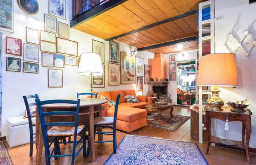 Pretty loft Viterbo medieval town Condividi Salva - Foto 6