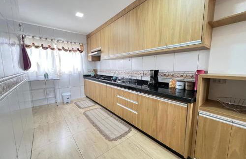 Amplo apartamento, acesso fácil ao Centro e Shopping - Foto 4