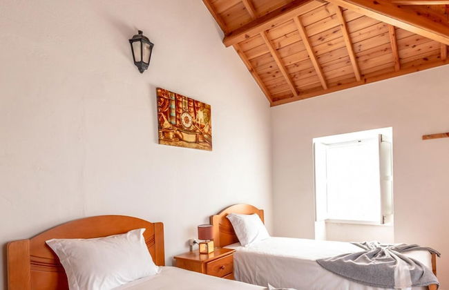 Casa do Tio Jos in Doze Ribeiras - Photo 3