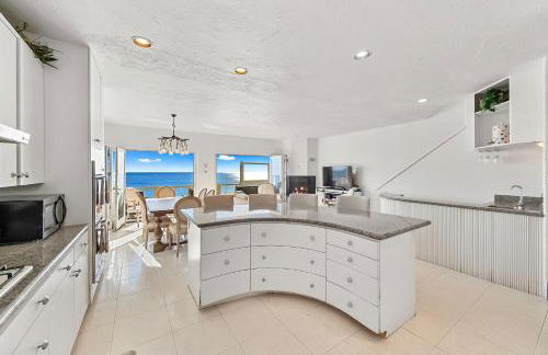 Beachfront Malibu House with Sauna and Ocean-View Deck - Foto 26