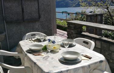 Lake and Guzzi view - Holiday Home - Foto 36