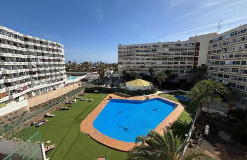 Modern apartment with pool and balcony - Foto 13