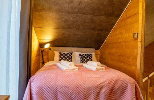 Holiday Home Small Vegas- JACUZZI AND GARTEN FOR EXCLUSIVE USE - Foto 12