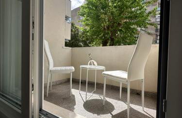 Emily at CITY CENTER - Foto 51