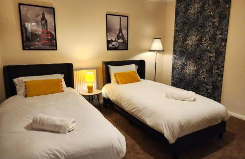 Bicester villa, 5Bedroom, Parking, WiFi, Garden - Foto 7