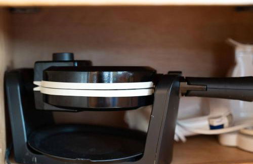 Legendary 3 Bedroom Estate with Pool & Hot Tub! - Foto 52