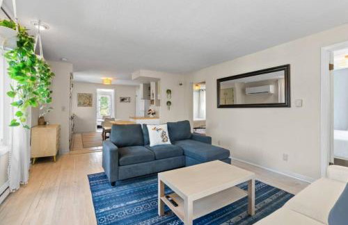 Walk to the Beach! - Free Parking - Fire Pit - Photo 16