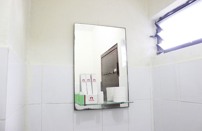 Minimalist 2BR Apartment at Gateway Ahmad Yani - Foto 23
