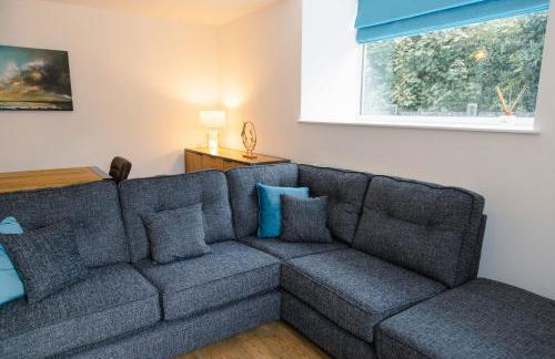 School Lodge - Photo 11