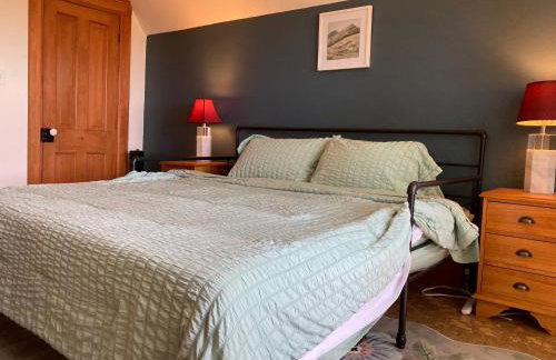 Historic Glacier Getaway with Spectacular Views-20mins to Glacier National Park-10mins to airport and walkable to downtown! - Foto 5