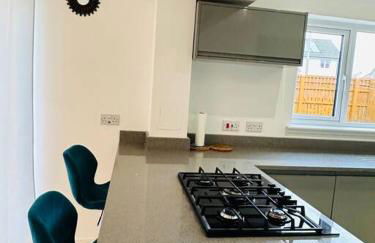 5 Bedroom detached House near Edinburgh Airport, City center and Murrayfield Stadium - Photo 19