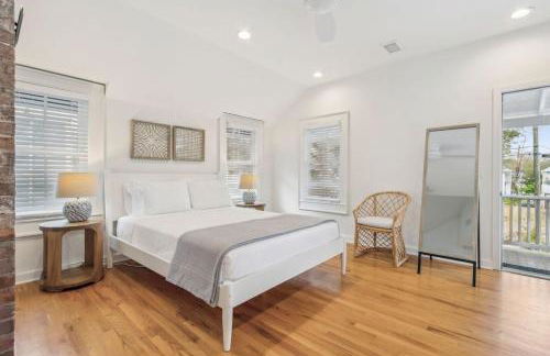 Rare Downtown Oasis | Private Pool + Parking - Foto 5