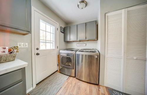 Ashtabula Home Rental - 2 Mi to Lake Erie, Beaches - Foto 9