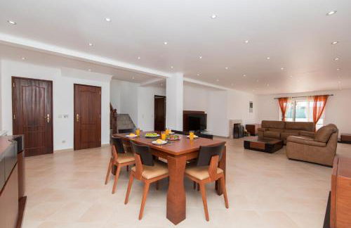 Villa with swimming pool - Foto 9