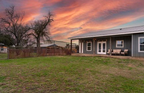 Game Barn, Cowboy Pool, 17ft Movie Screen - sleeps 10 - Foto 29