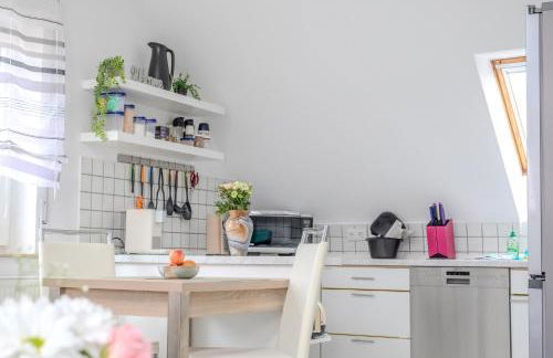 ÄSTAY - BoxSpring auch als Einzelbetten, voll ausgestattete Küche, Eco-Friendly, Radfahren & Wandern, inkl XL Parkplatz - Foto 18